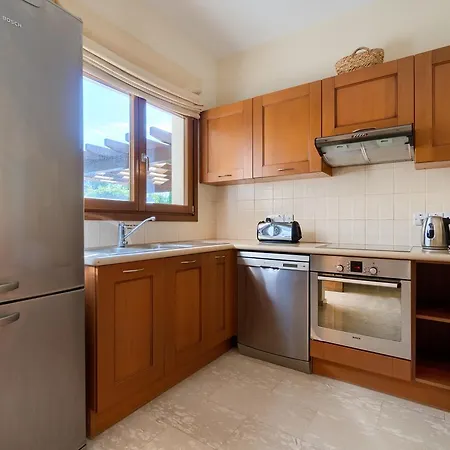 2 Bedroom Harubi With Private Pool, Aphrodite Hills * Kouklia