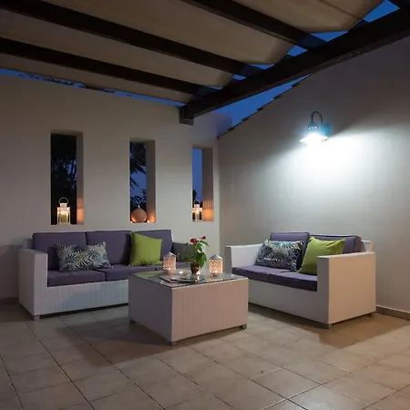 2 Bedroom Harubi With Private Pool, Aphrodite Hills * Kouklia
