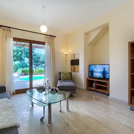 Villa 2 Bedroom Harubi With Private Pool, Aphrodite Hills *
